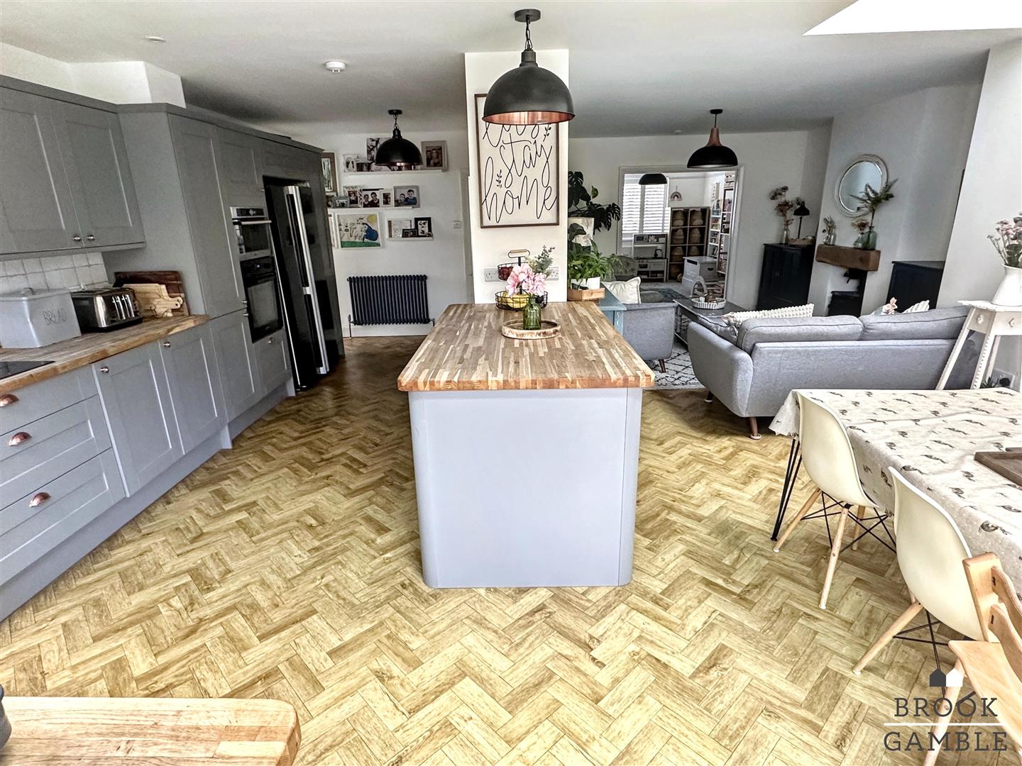 3 Bedroom House. Lawns Avenue in Eastbourne,  5